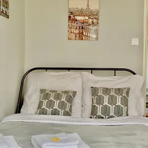 Apartament Uroczy Apartament Typu Studio - Centrum, Warszawa